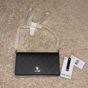 nine west cross body purse